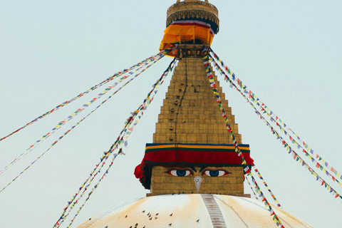 One-Day Private Vehicle Sightseeing Tour – 6 Points