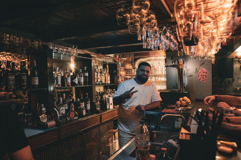 Tirana: Pub Crawl with 1 hour of Unlimited Drinks