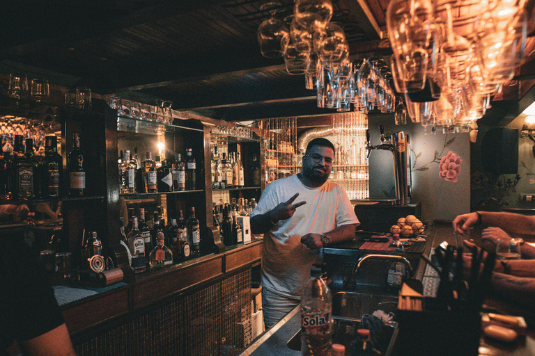 Tirana: Pub Crawl with 1 hour of Unlimited Drinks