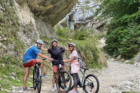 Ontdek Roemenië: E-bike-avonturen in de bergdorpen