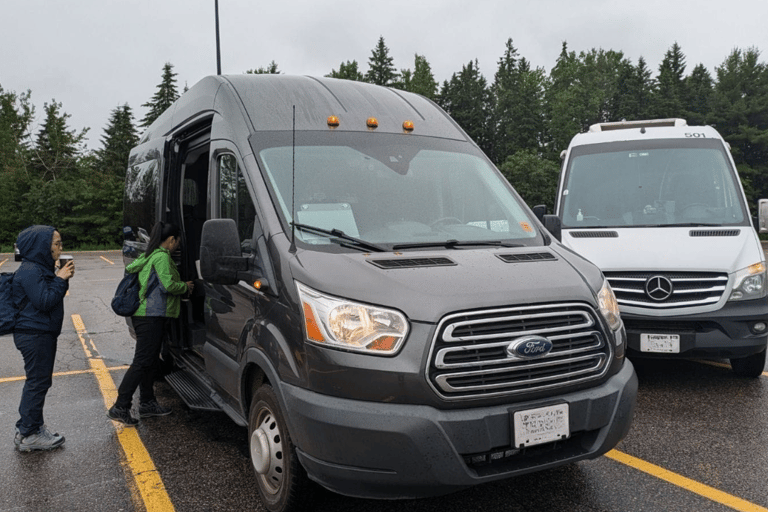 Toronto: Farma żurawinowa Muskoka i wędrówka nad jezioro HardyToronto: Farma żurawiny Muskoka i wędrówka nad jezioro Hardy