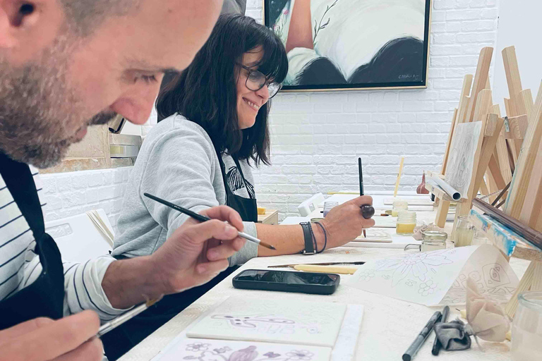 Paint Your Tile and Create Your Unique Piece in an Art Gallery in Lisbon Paint Your Own Tile and Create Your Unique Piece in an Art Gallery in Lisbon