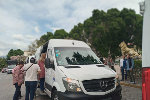 Oaxaca : dégustation de mezcal et balade en charretteVisite guidée en groupe à effectif réduit, idéale pour les couples.