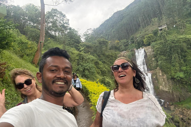 Kandy: Sigiriya Sunrise, Nalanda Gedige & Village Tour