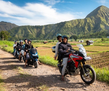 Lombok Loop: 4-Day Small Group Motorcycle Adventure