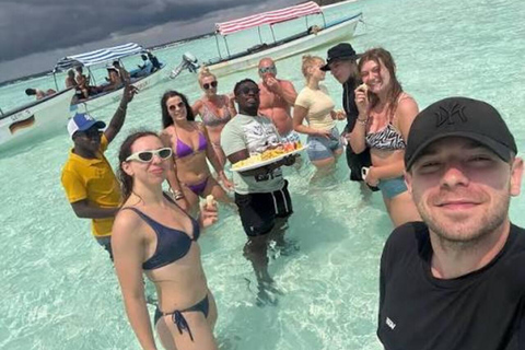 Zanzibar:Mnemba Dolphin Spotting+Aquarium+ Kendwa Beach Escp