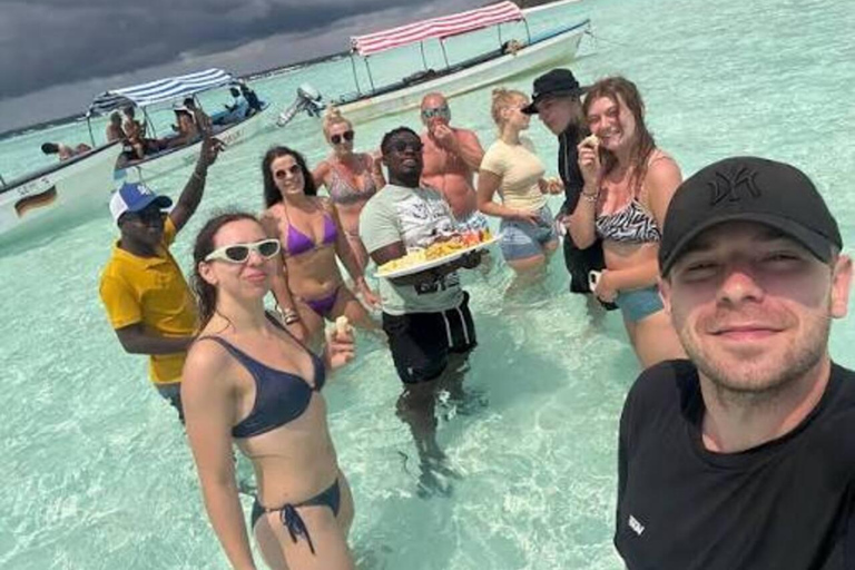 Zanzibar:Mnemba Dolphin Spotting+Aquarium+ Kendwa Beach Escp