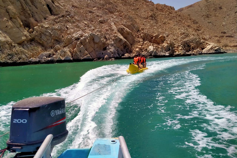 Da Sharjah/Dubai: Escursione di un giorno a Dibba e Musandam e crociera in Dhow