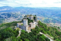 Von Palermo: Ausflug nach Castellammare, Segesta und Erice