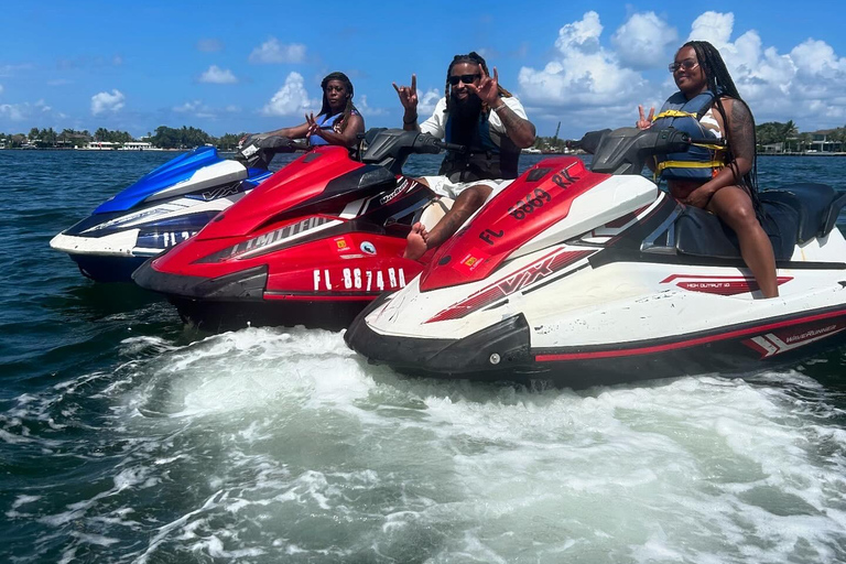 Miami: Aventura en moto acuática con paseo en barco de cortesía