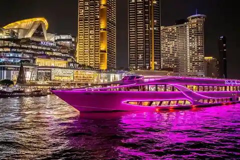 Bangkok: Luxury Dinner Cruise on Chao Phraya River