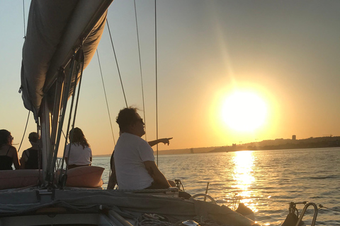 Lisboa: Navegar con historia y vino