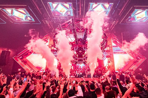 Las Vegas: Night Out at Clubs with Free Drinks and Party Bus Latin Club Crawl