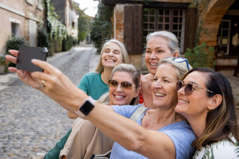 Discover Marseille: A Walking Tour of City Highlights