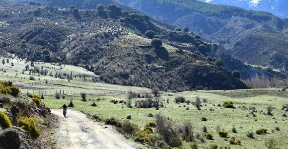 Granada: E‑Bike Tour in Sierra Nevada Near Los Cahorros