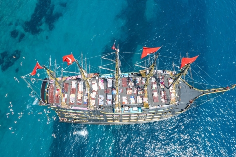 De Side à Alanya : excursion en bateau pour découvrir les légendes et les piratesLegend Big Kral Déjeuner et boissons