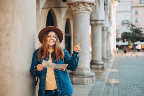 Krakow Old Town and National Museum Private Guided Tour 2-hour: Old Town Tour & Tickets to National Museum