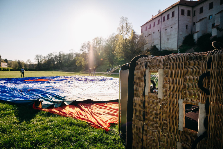 From Prague: Hot Air Balloon Ride with Champagne and Snacks Premium Flight Experience