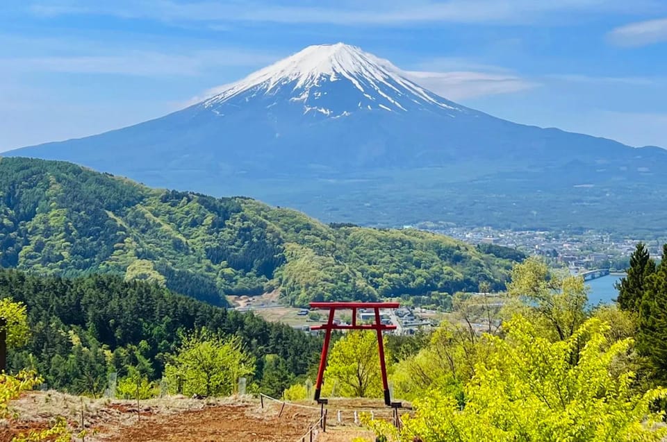 Fuji Kawaguchiko, Hot Spring, Wind & Ice Cave Adventure Day | GetYourGuide