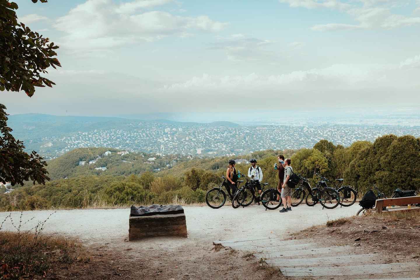 Picos de Budapest: Tour en eBike Todo Terreno