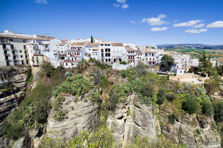 Ronda and Pasarelas del Tajo with free time from Malaga