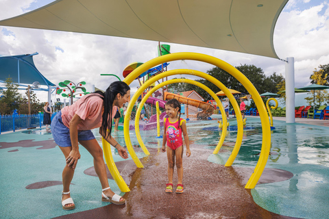 Peppa Pig Theme Park Dallas Fort Worth Entry Ticket PEPPA PIG Theme Park Dallas Ft. Worth + Peppa Pig Ears (B4)