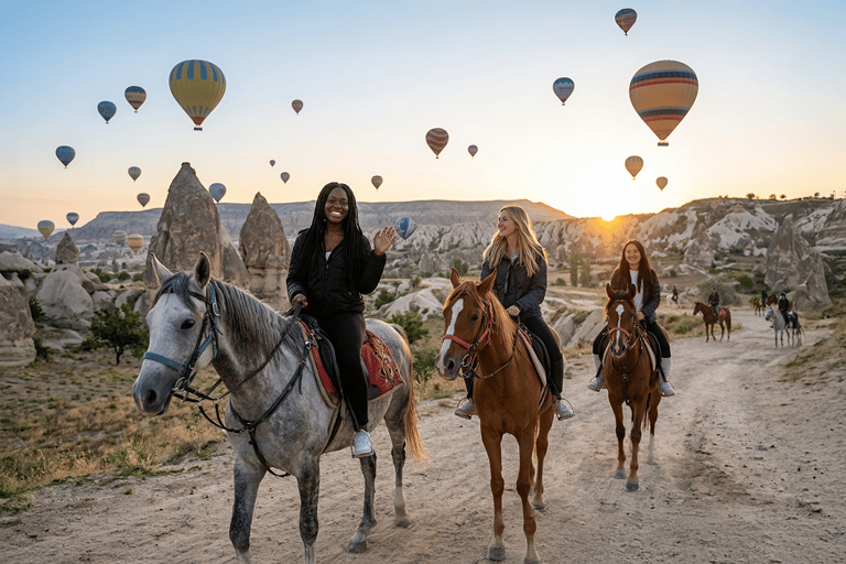 Cappadocia: Horseback Riding Tour with Hotel Pickup Cappadocia: Horseback Riding Tour with Hotel Pickup
