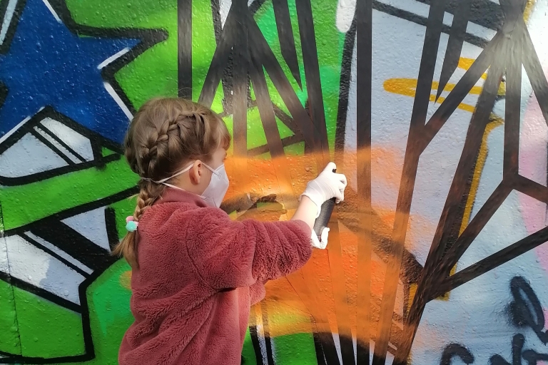 Muros de las Maravillas: Visita guiada a pie por el arte callejero CGNMuros de Maravilla: La vibrante escena artística callejera de Colonia
