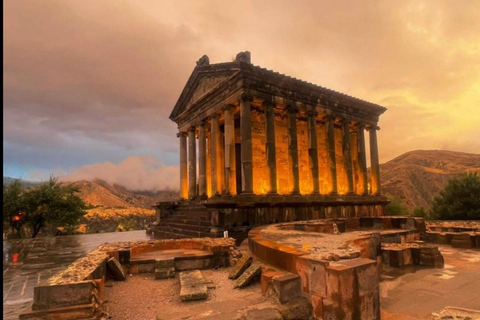 Evening Garni & Geghard Trip from Yerevan by Chevrolet Volt Evening Garni & Geghard Trip with Transfer