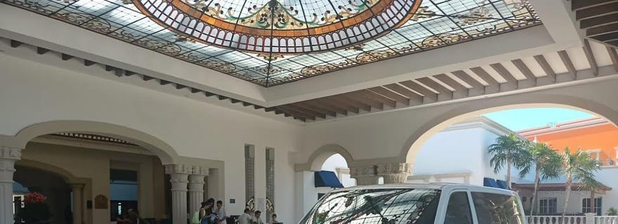 Playa del Carmen : Transfert en van privé vers Tulum