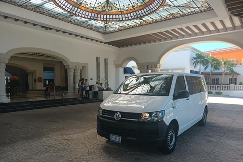 Cancun : Transfert en van privé vers Tulum