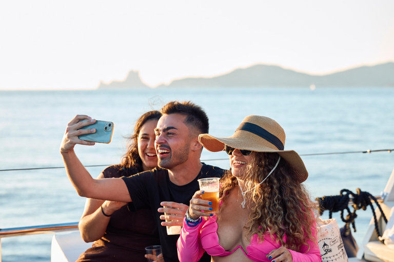 Ibiza: Formentera Boat and Bike Guide Tour +Sunset Party Gold Edition: Formentera Bike & Boat Adventure from Ibiza