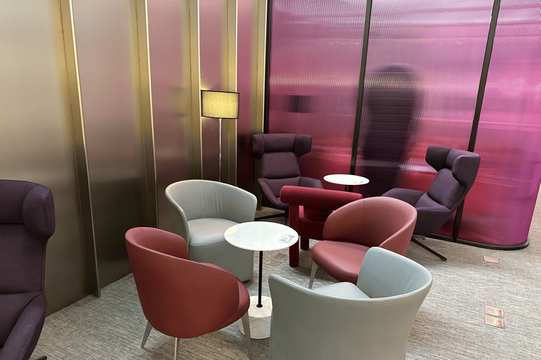 Beijing: Daxing International Airport CHUM Lounge Access Main Terminal Domestic Departure: CHUM VIP Lounge