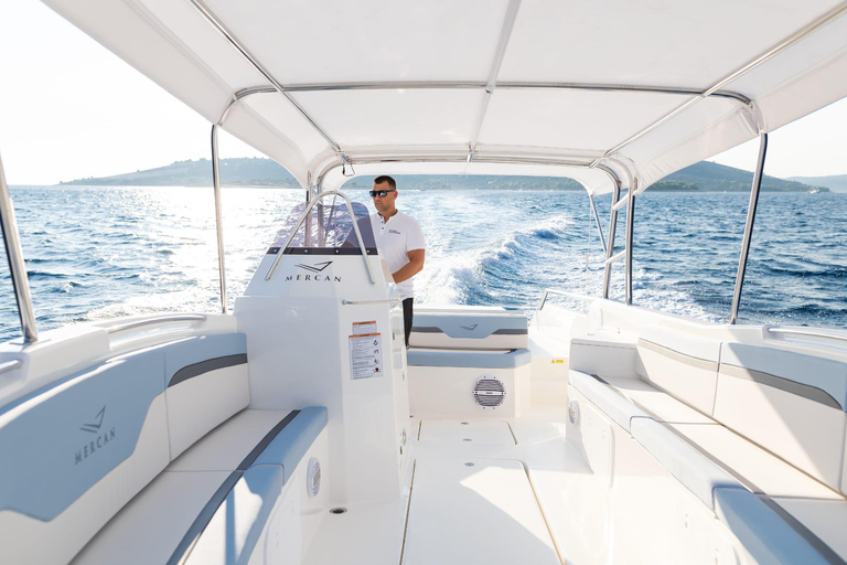 Trogir/Split: 3 Islands & Blue Lagoon Speedboat tour SPLIT: 3 Islands & Blue Lagoon Speedboat Tour - PRIVATE