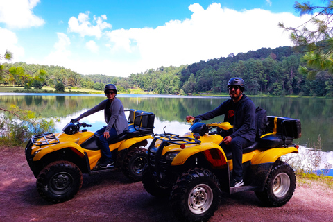 Valle de Bravo: ATV-tourValle de Bravo: ATV-tour naar een boeddhistische tempel (Stupa)