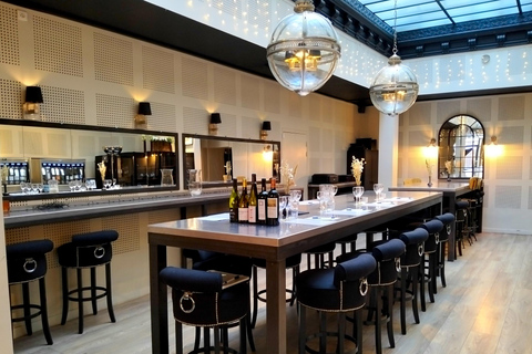 French Wine Tasting Workshop - Downtown Montpellier Workshop in Spanish