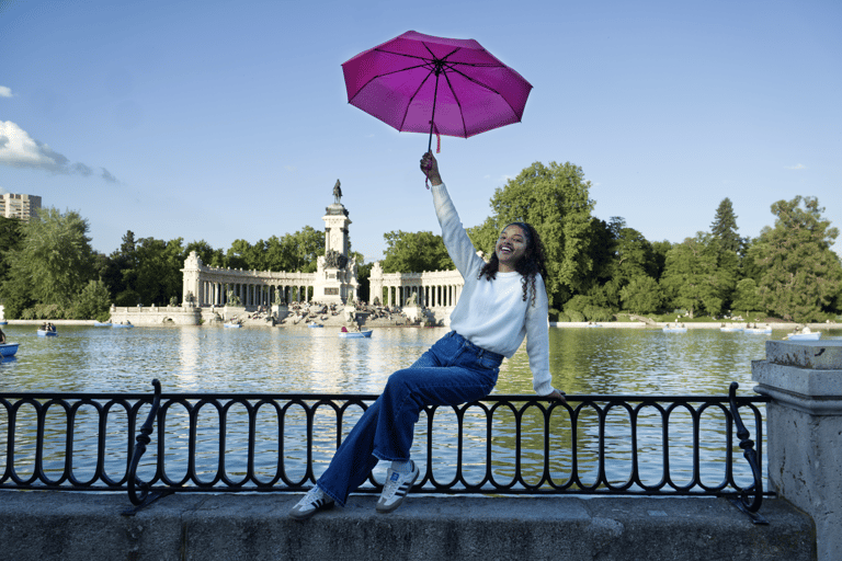 Madrid: Retiro Park Deluxe with Hidden Stories Small Group El Retiro Tour + Rum Tasting