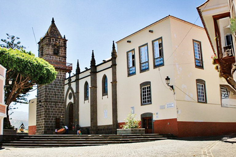 From the south and Las Palmas to: Santa Brígida, San Mateo and Teror Markets. Spanish Market Tour