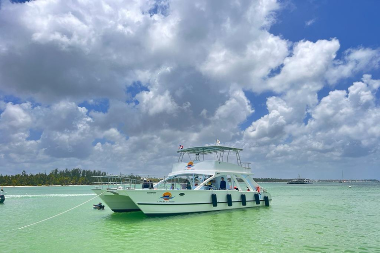 Catalina Island: All-Inclusive Boat Excursion Punta Cana: Catalina Island, an all-inclusive boat excursion