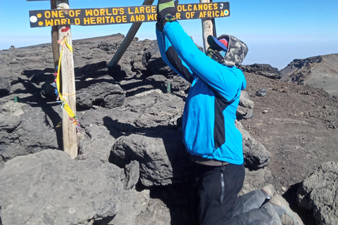 Kilimandjaro : 7 jours de randonnée sur la route Machame