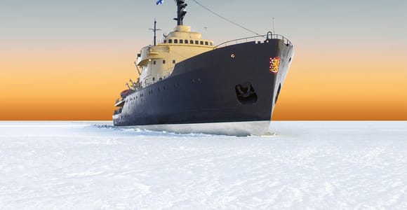 From Rovaniemi: Icebreaker Sampo Cruise with Ice Floating