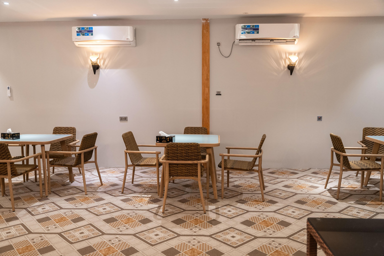 Doha: Wüstensafari, Abendessen vom Buffet &amp; ÜbernachtungsmöglichkeitDoha: Wüstensafari &amp; Abendessen vom Buffet im Camp