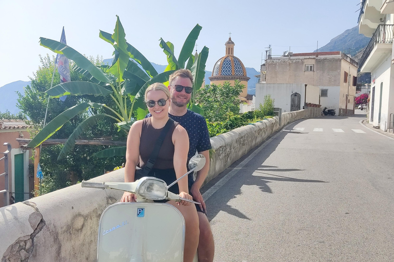 Sorrento Coast: Discover Hidden Gems by Vespa with a Buddy