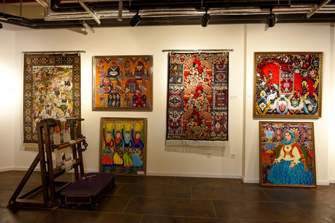 Baku: Eastern Bazaar Guided Tour