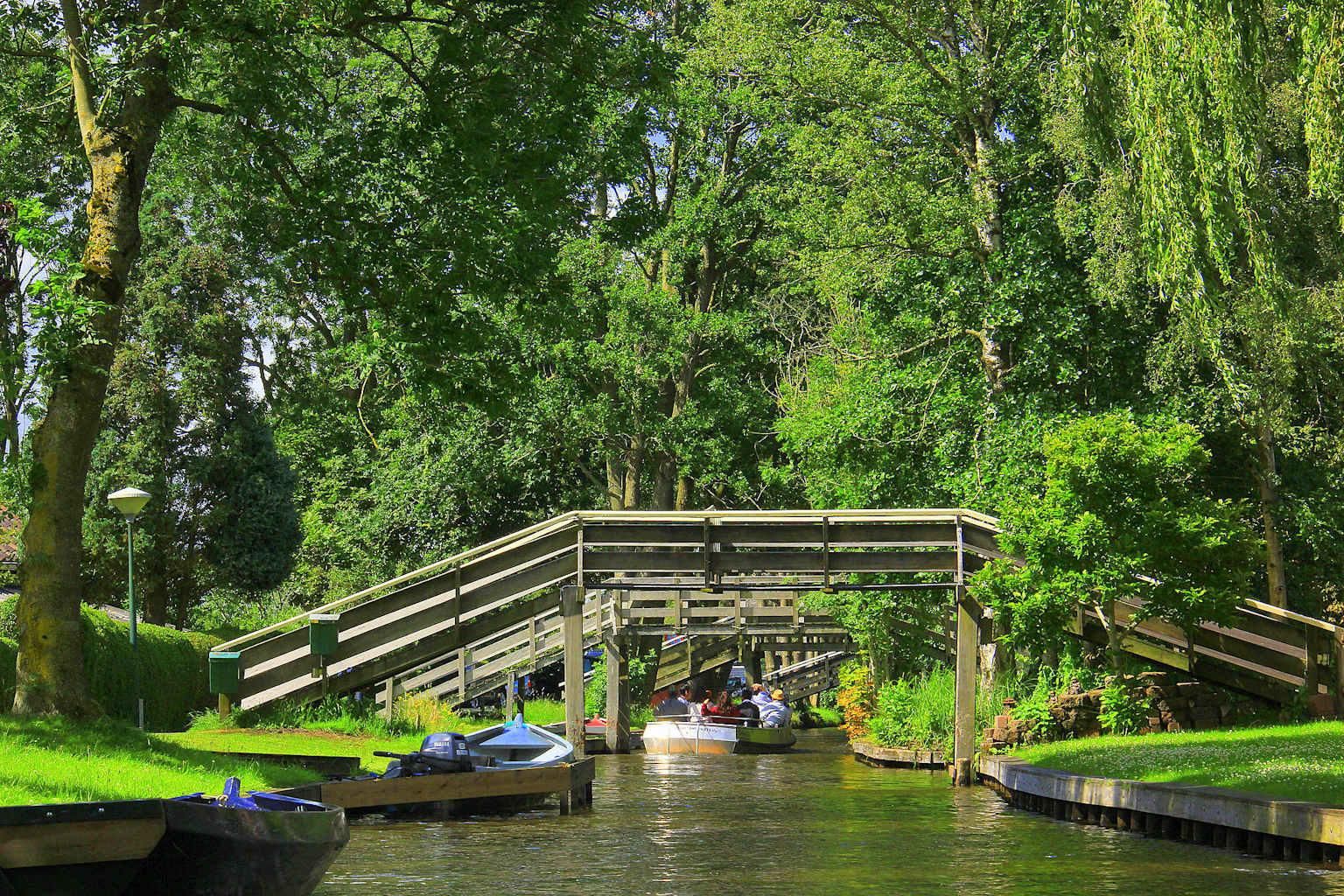 Amsterdam: Private Tagestour zu den Tulpenfeldern & nach Giethoorn