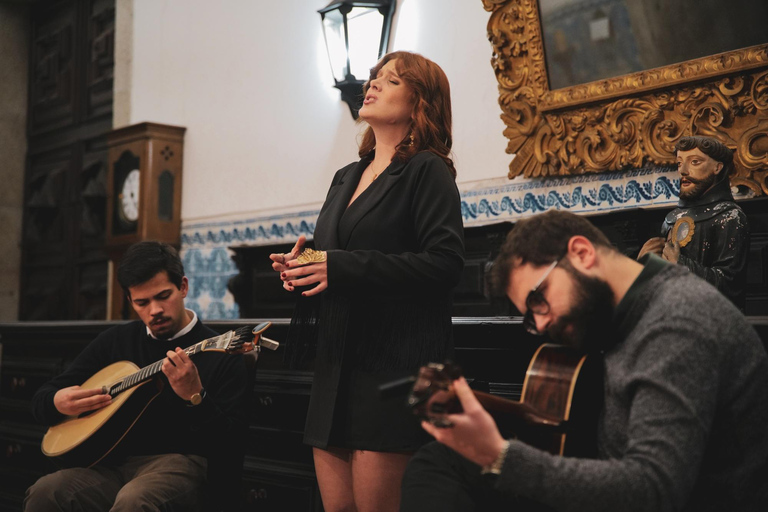 “Porto: Fado Show with Guided Tour in a Historic Monastery”