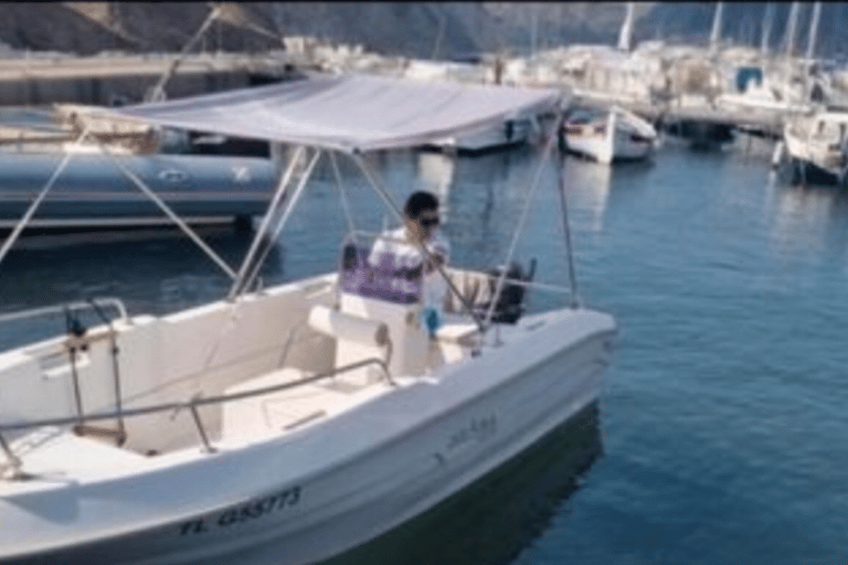 Sète: Discover the Thau basin and its beach by boat without a license