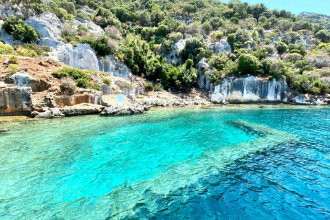 Kaş: Kekova Blue Cruise with Sunken City and 5 Swim Stops