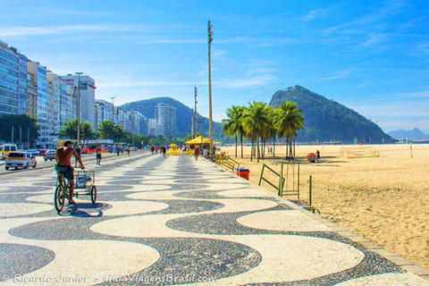 Copacabana: Naucz się futevôlei w miejscu, gdzie powstał ten sport!Copacabana: Naucz się footvolleya dokładnie w miejscu, w którym powstał ten sport!