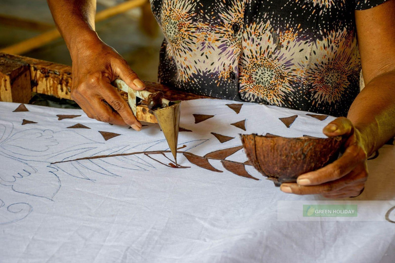Sigiriya Batik Experience Class With Sri Lankan Artworks